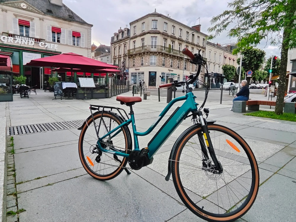 Bykki Cello-700 Elektrisches Rennrad